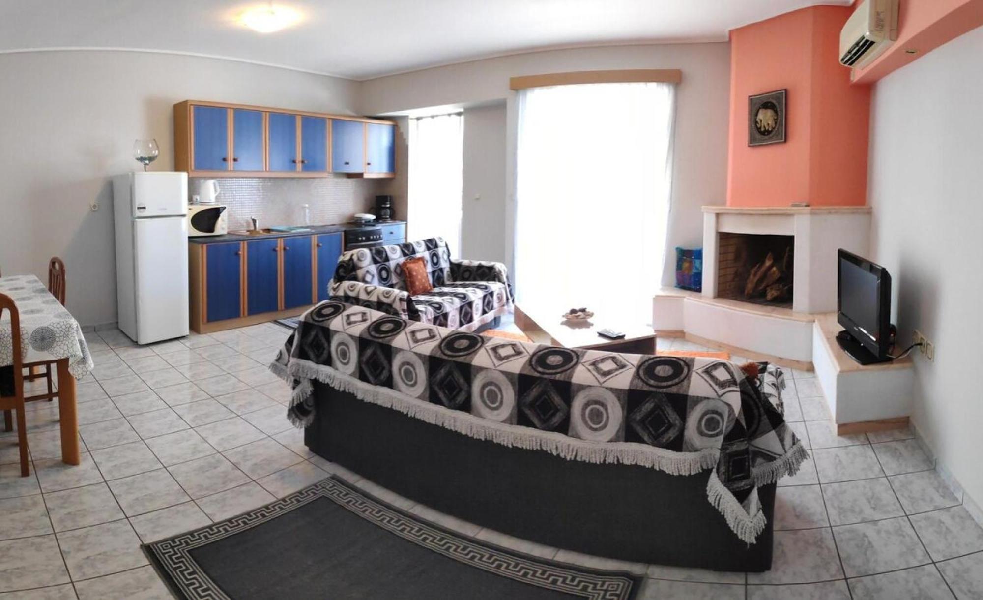 Daphnus Apartment In Agios Konstantinos Agios Konstantinos  المظهر الخارجي الصورة